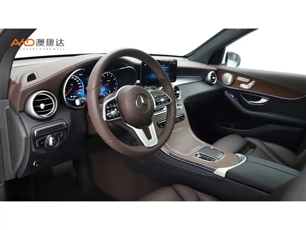 Mercedes-Benz GLC 2021 GLC 300 L 4MATIC Sporty фото 6