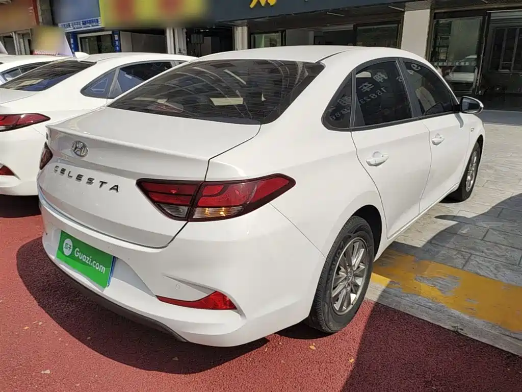 Hyundai Elantra 2018 1.6L Automatic Pleasing Edition GL China VI фото 7