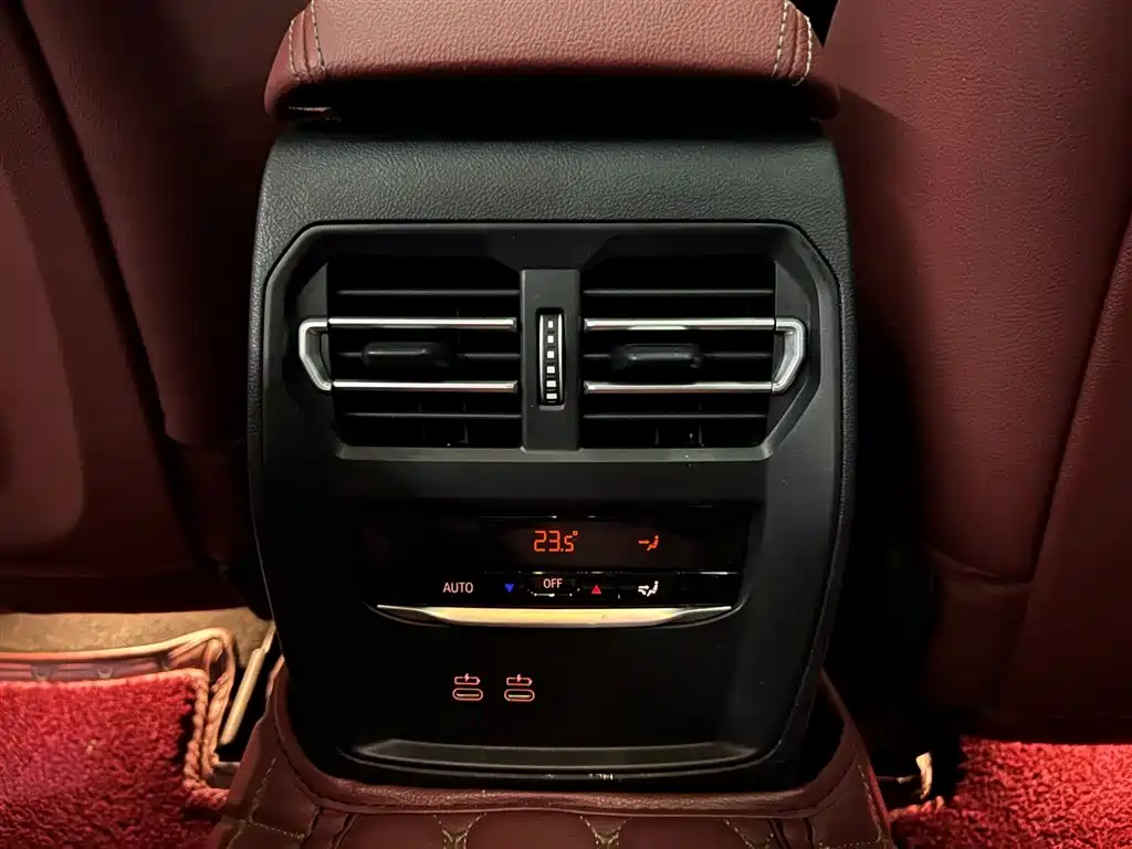 BMW 3 Series 2023 320Li M Sport Package фото 12
