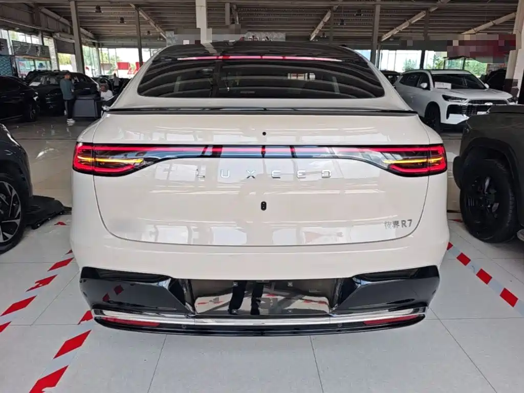 Zhijie Luxeed R7 2026 2026 Range Extender Max+