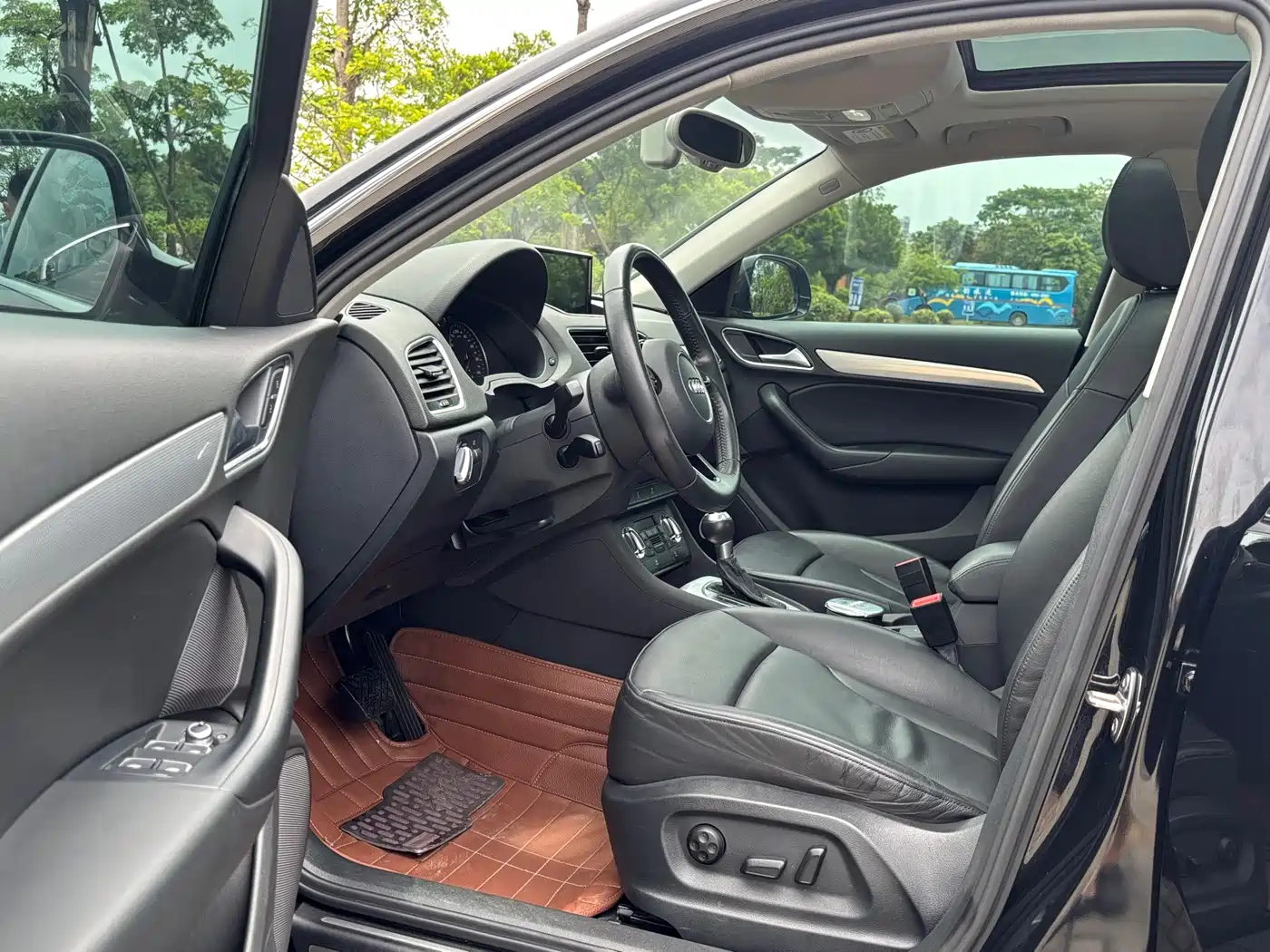 Audi Q3 2015 30 TFSI Comfort фото 9