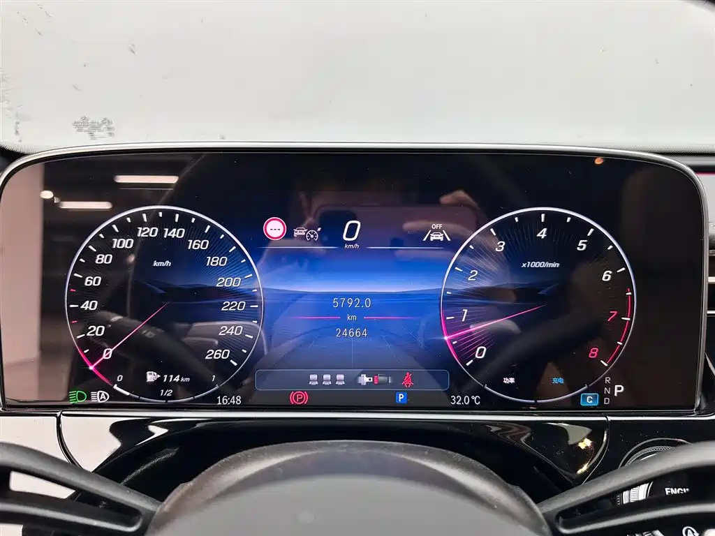 Mercedes-Benz E-Class 2025 Facelift E 300 L Luxury фото 14