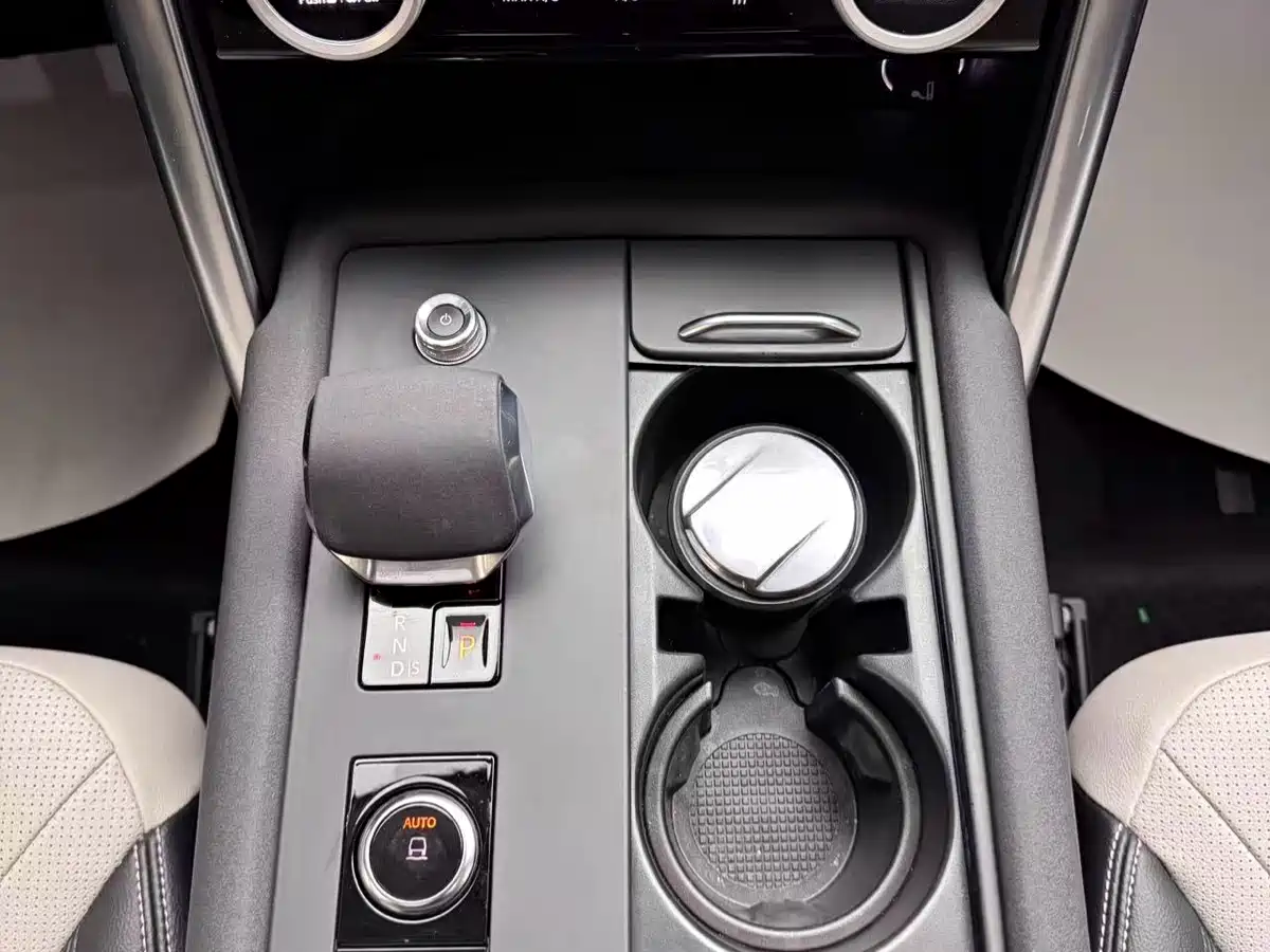 Land Rover Discovery 2021 360PS R-Dynamic S фото 28