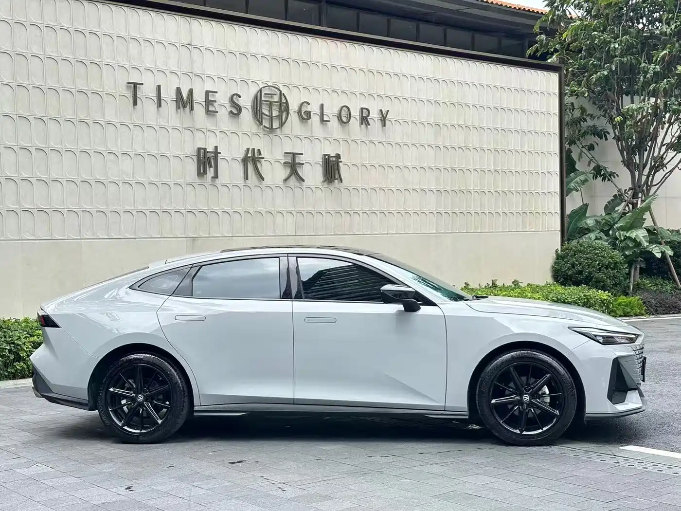 CHANGAN UNI-V