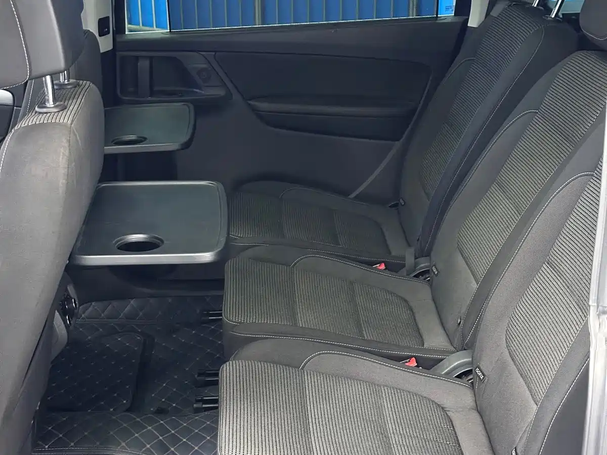 Volkswagen Sharan 2018 2018 380TSI Comfort 7-Seater