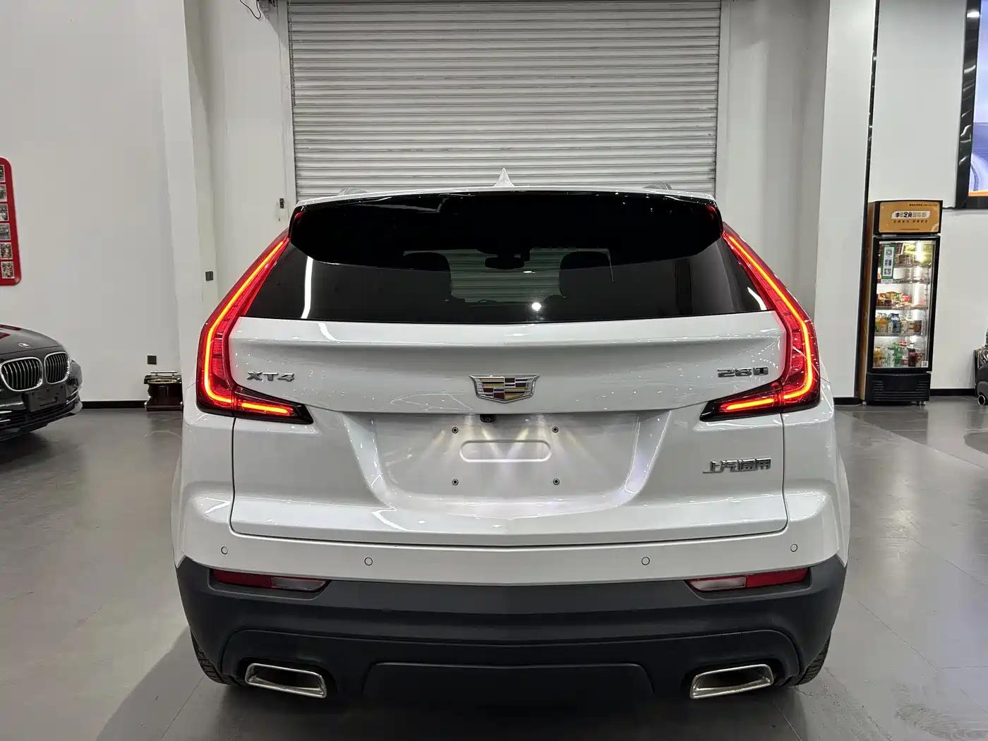 CADILLAC XT4