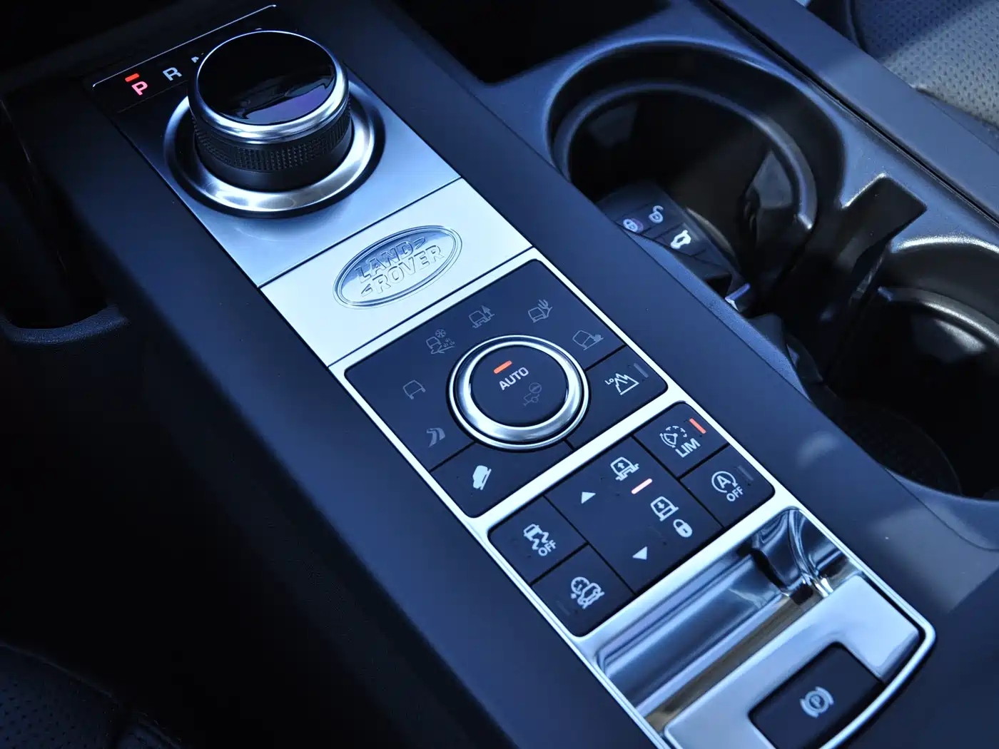 Land Rover Discovery 2020 3.0 SC V6 SE фото 11