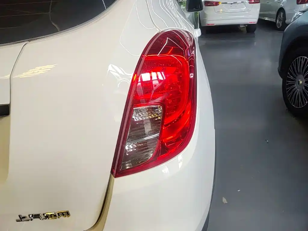 Buick Encore 2019 2018 18T Automatic 2WD Urban Leading