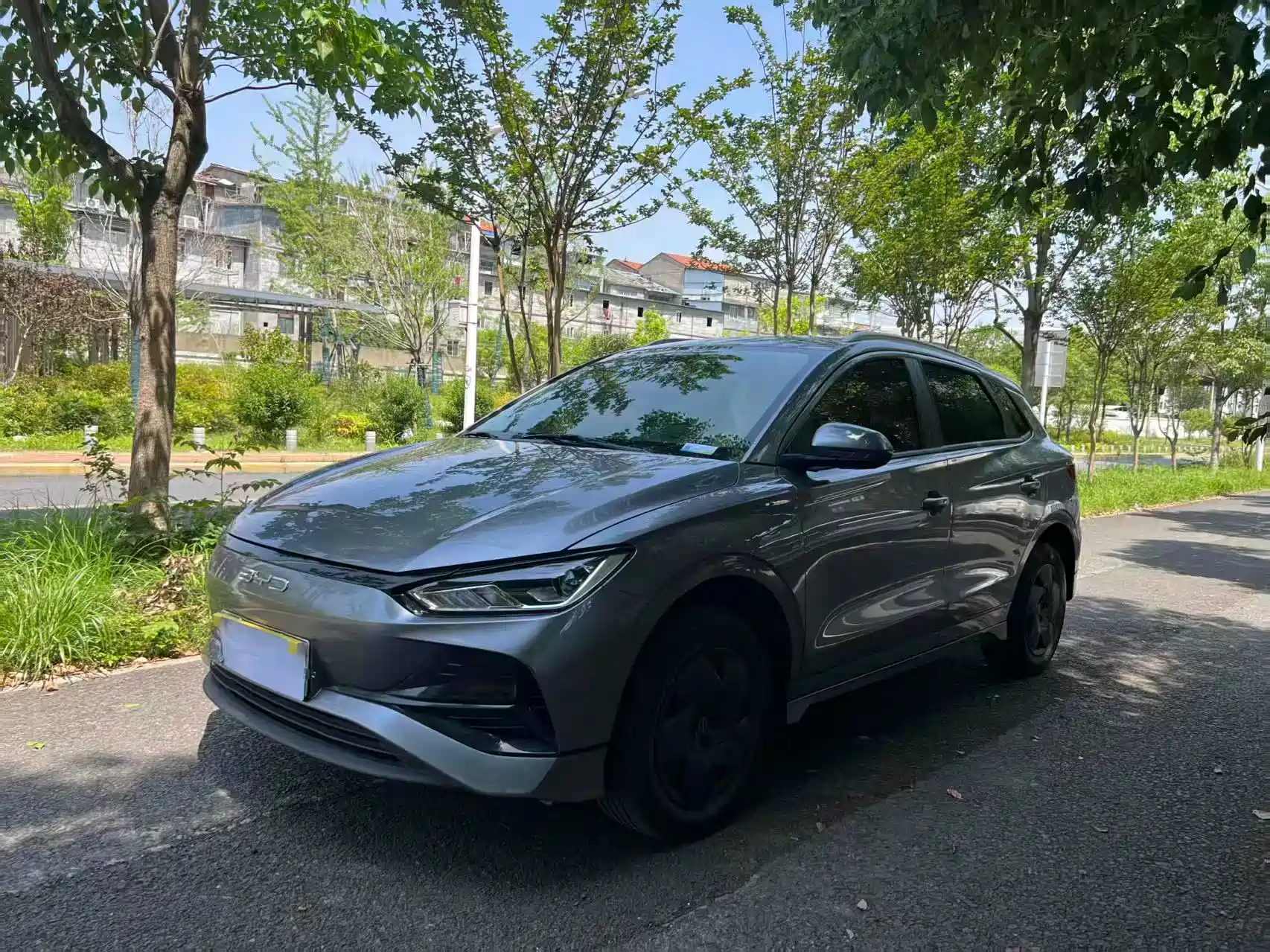 Фото 1 - BYD e2