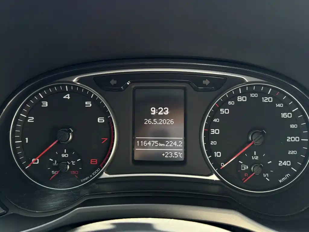 Audi A1 2016 2016 30 TFSI Sportback Design Style Edition