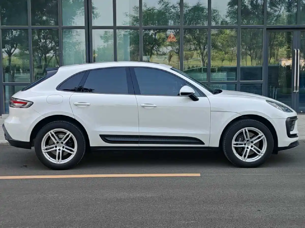 Porsche Macan 2023 Macan 2.0T фото 4