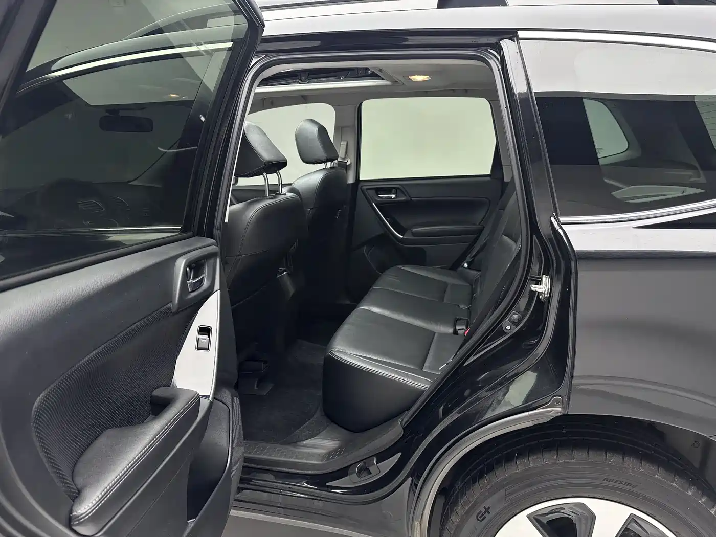 SUBARU FORESTER