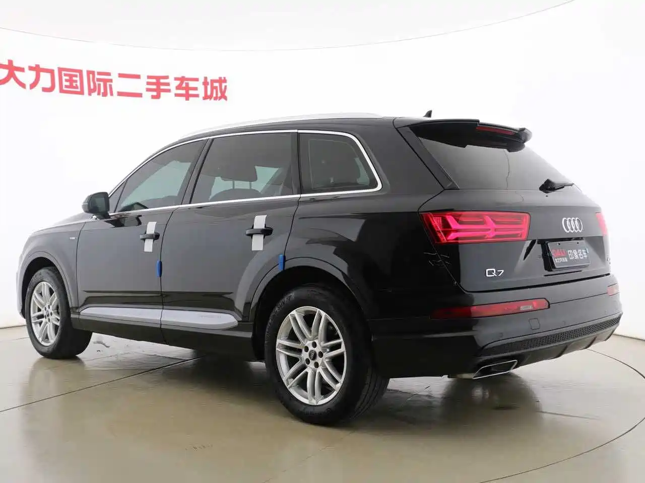Audi Q7 2018 40 TFSI Comfort фото 16