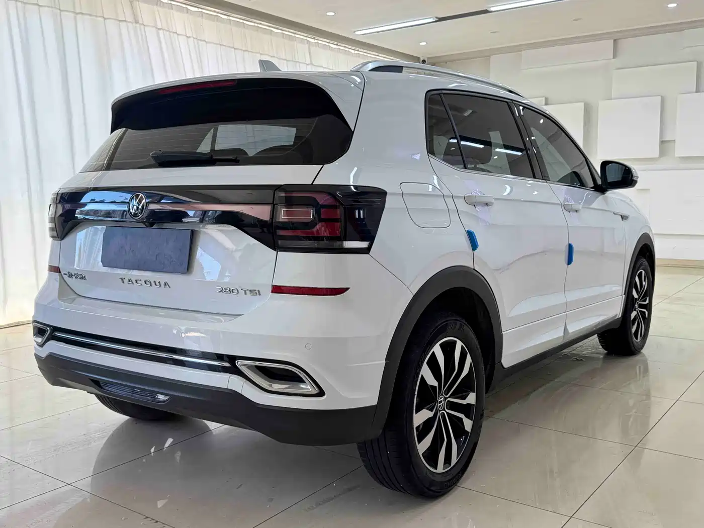 Volkswagen Tanying 2021 280TSI DSG R-Line Intelligent Connect Edition фото 6