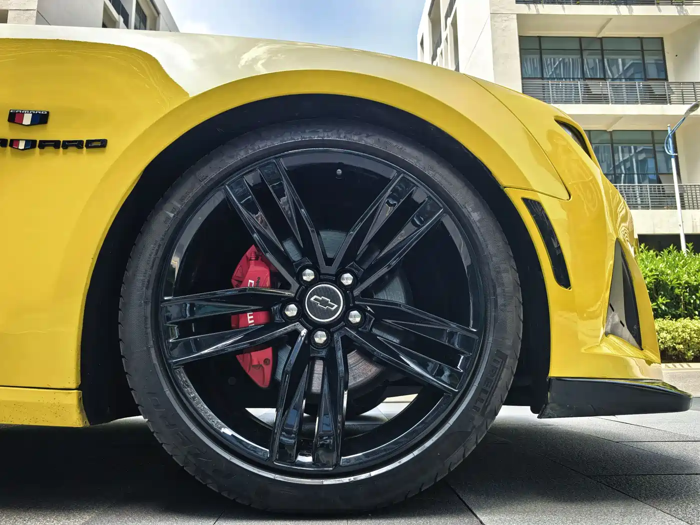 Chevrolet Camaro 2017 2.0T RS фото 10