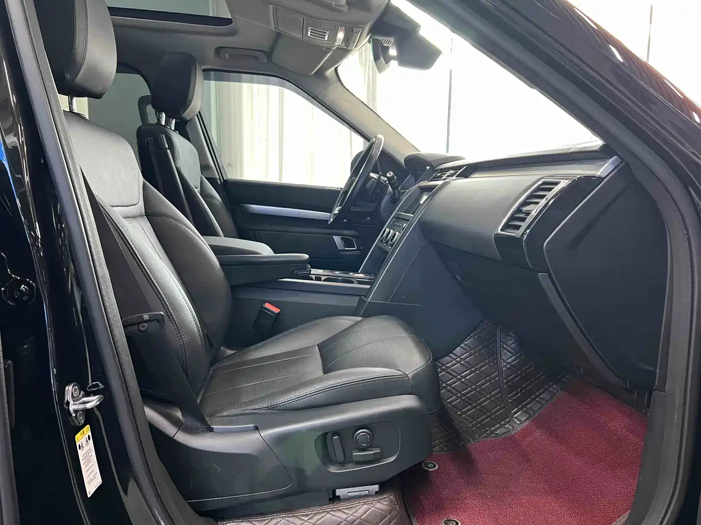 Land Rover Discovery 2020 2.0T 30th Anniversary Special Edition фото 8