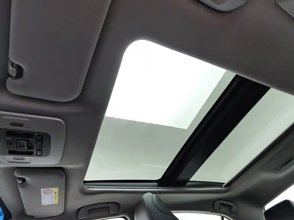 Toyota Camry 2021 2.5G Luxury Edition фото 14