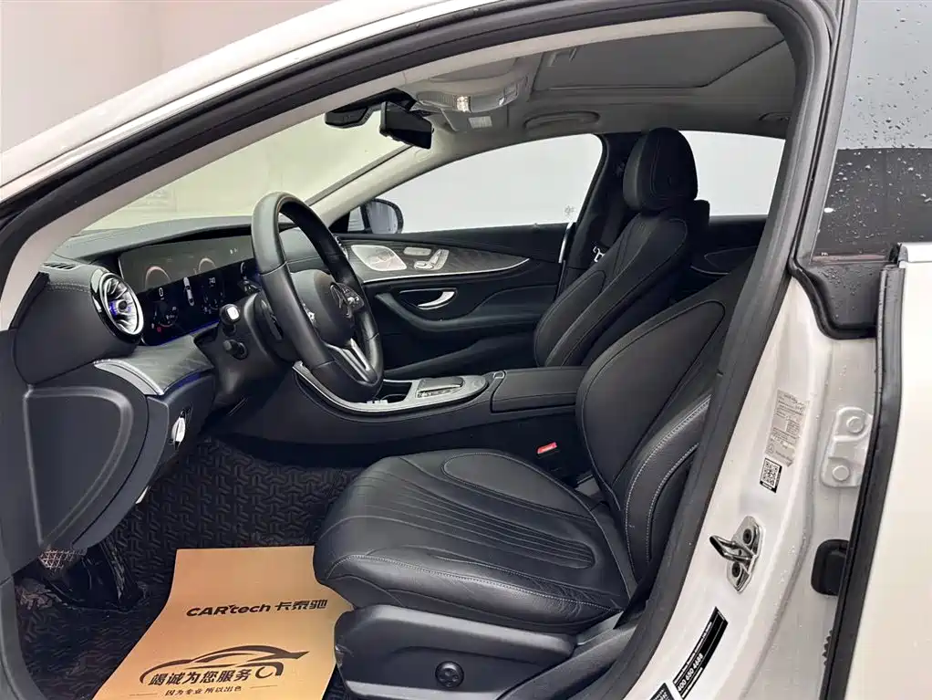 MERCEDES-BENZ CLS