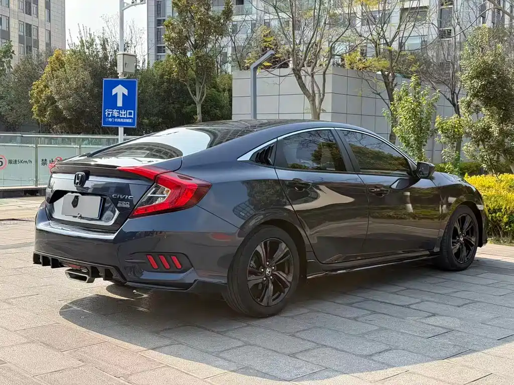 HONDA CIVIC