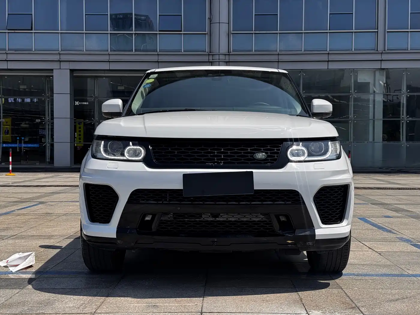 Land Rover Range Rover Sport 2016 Model 2.0 GTDi HSE фото 2