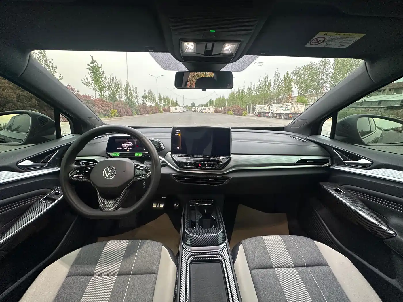 VOLKSWAGEN ID.4 CROZZ