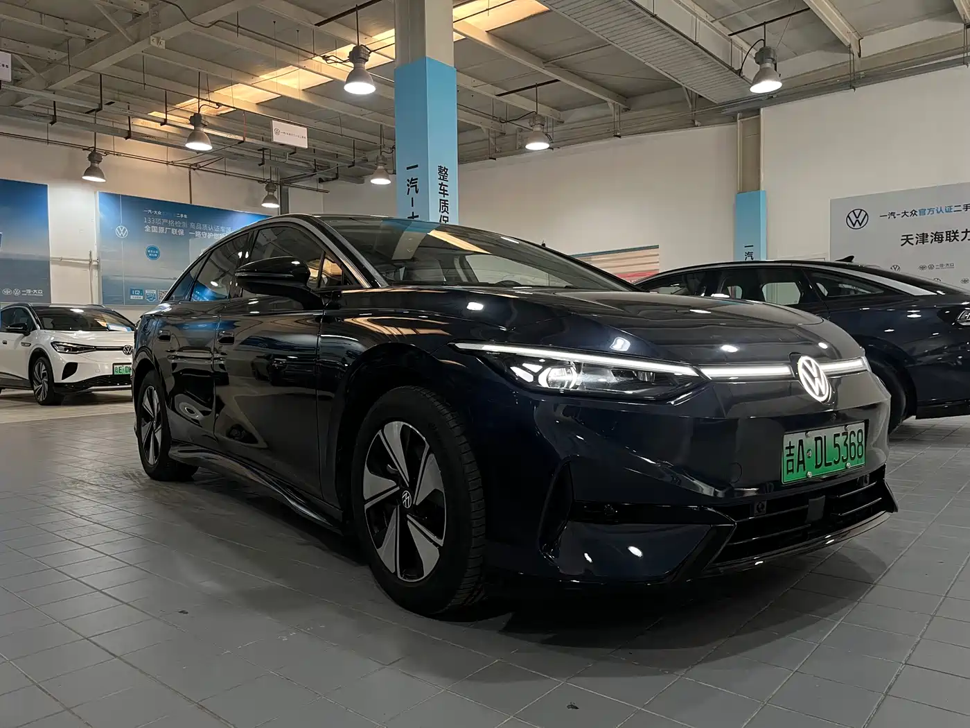 VOLKSWAGEN ID.7 VIZZION