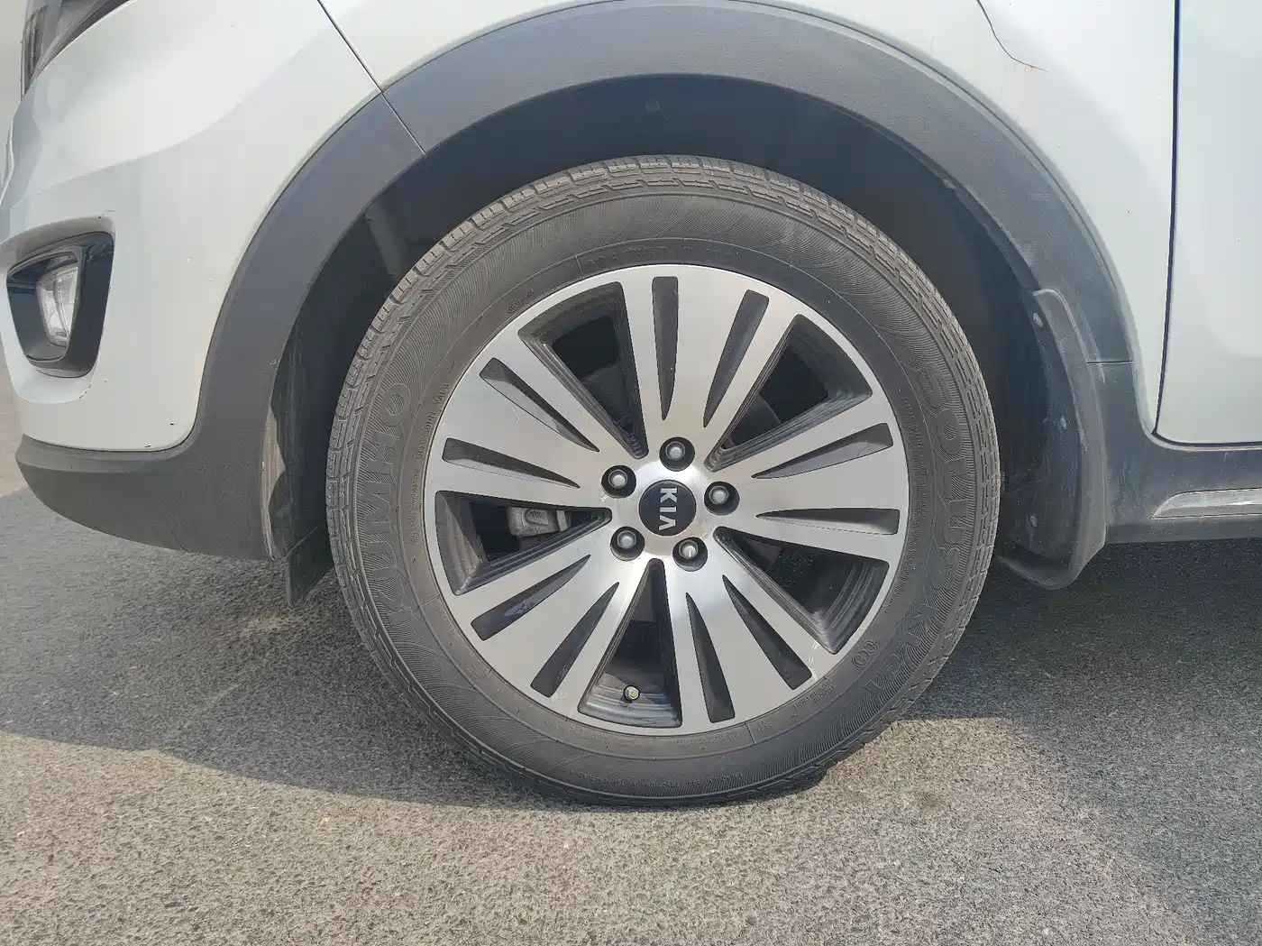 Kia Sportage 2016 2.0L Automatic 2WD DLX фото 3