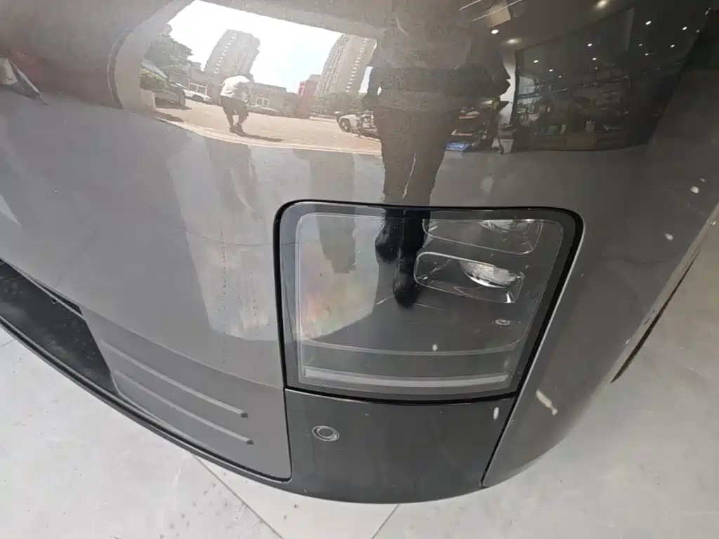 Li Auto MEGA 2025 2025 Model Home Family Special Edition