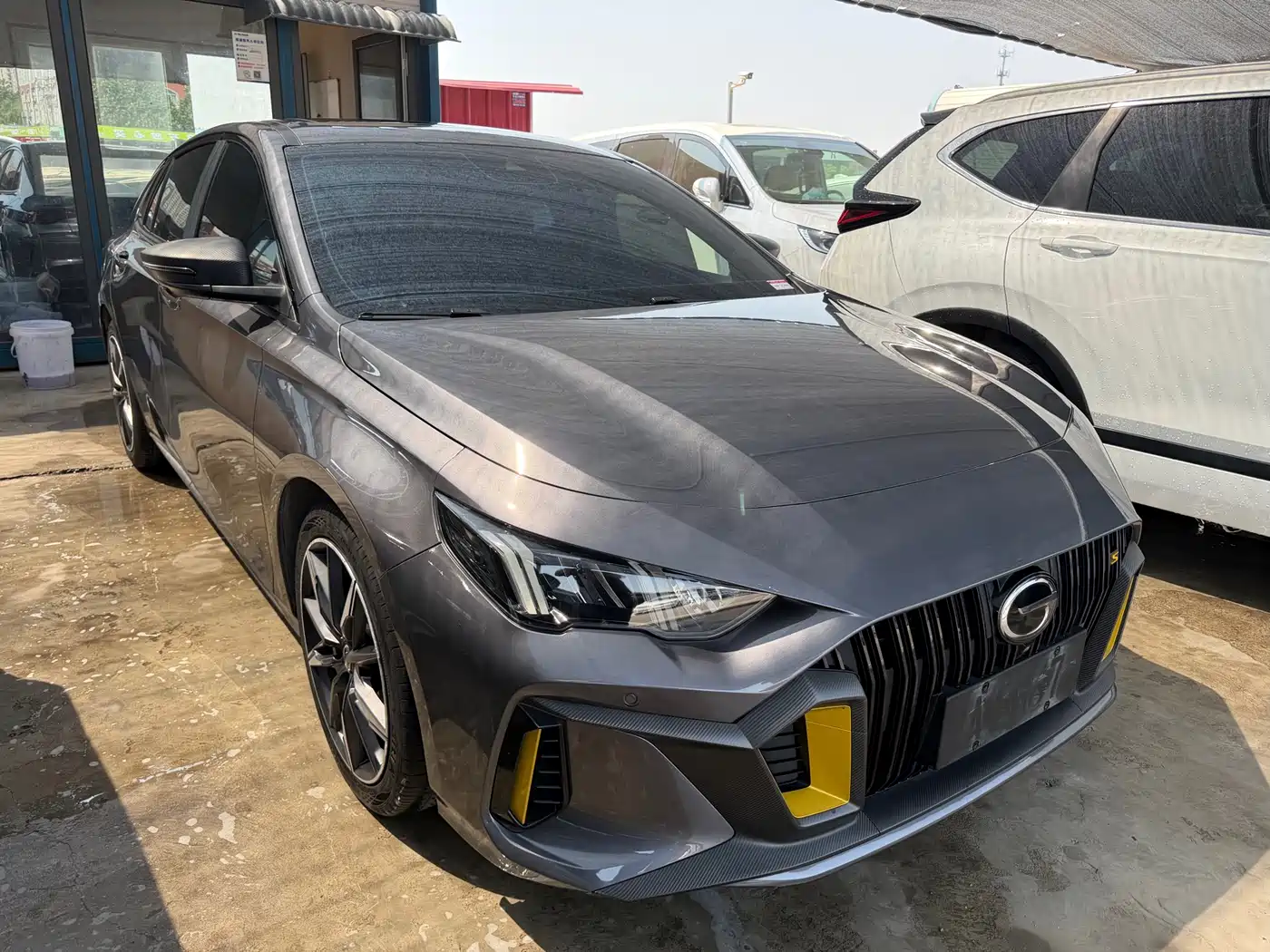 GAC Trumpchi Trumpchi Emkoo 2023 270T DCT J16 Edition фото 2