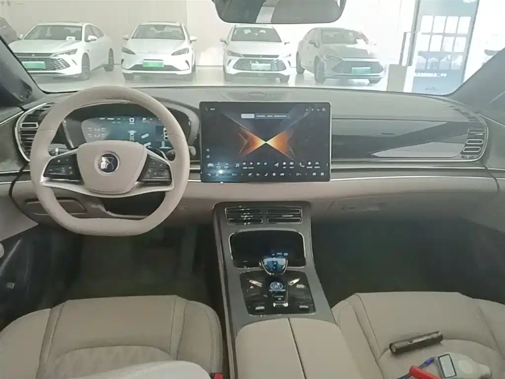 BYD Han 2025 DM-i Smart Driving Edition 125KM LiDAR Flagship фото 10