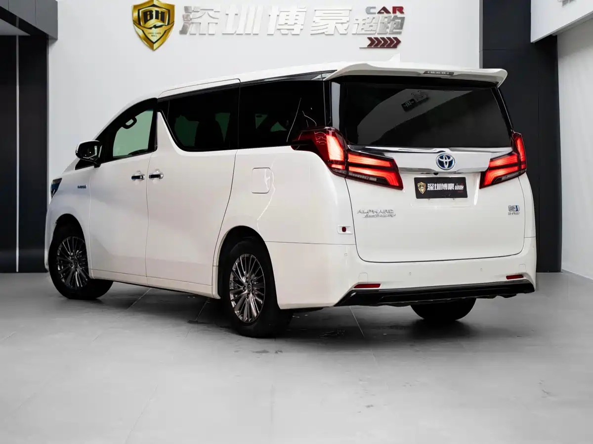 Toyota Alphard 2021 Hybrid 2.5L Premium фото 5