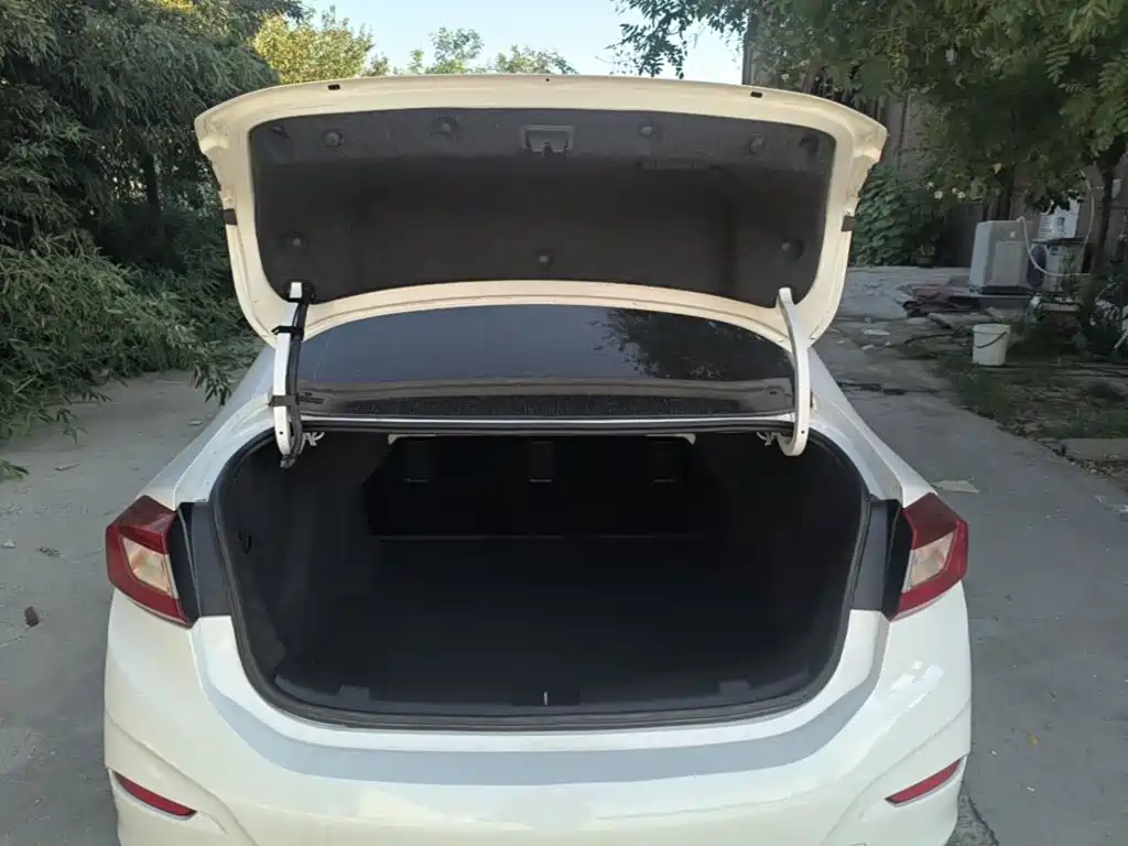 Chevrolet Cruze 2019 2018 Redline 320 Automatic Pioneer Edition