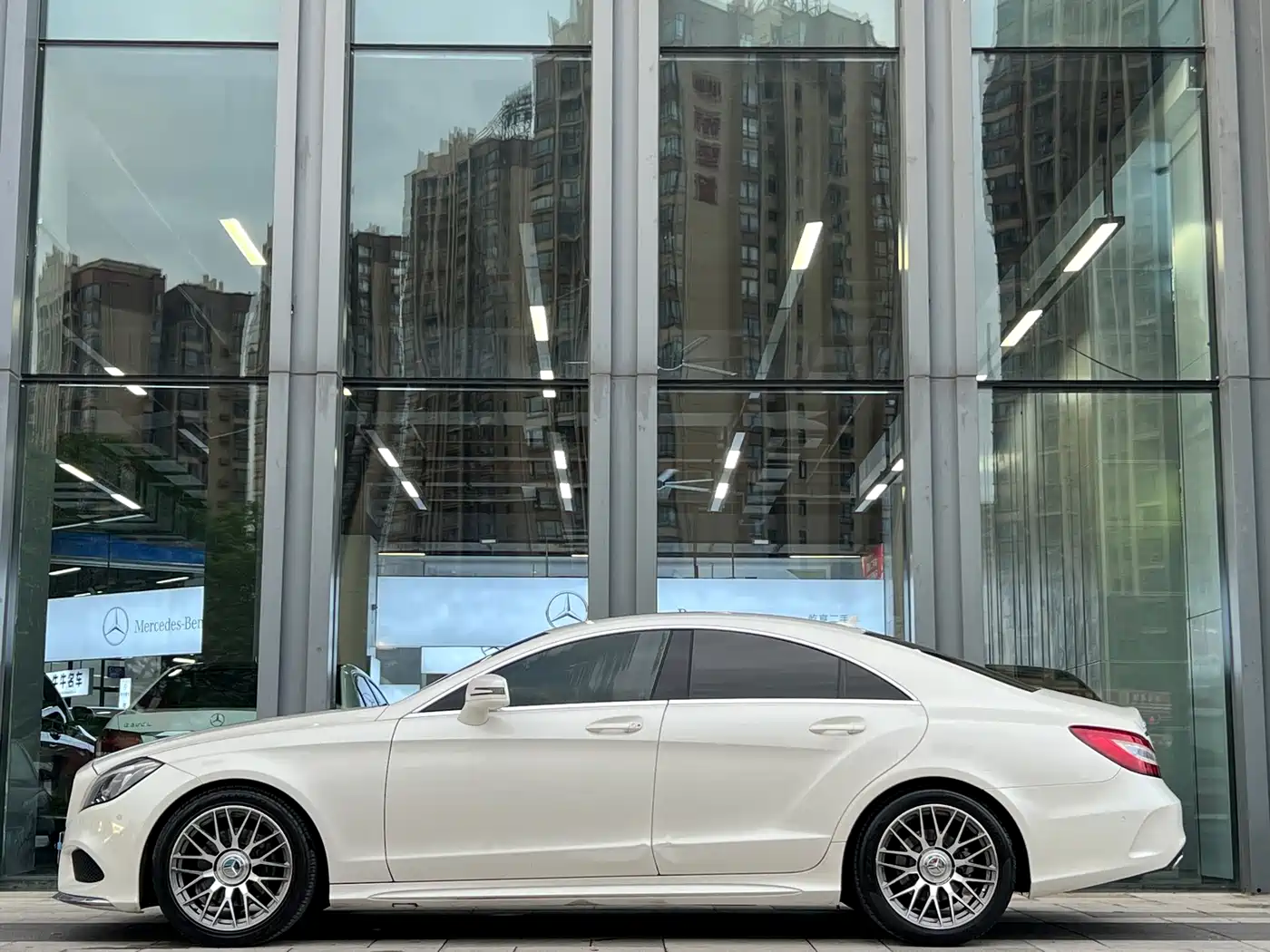 Mercedes-Benz CLS 2017 CLS 260 Elegance фото 2