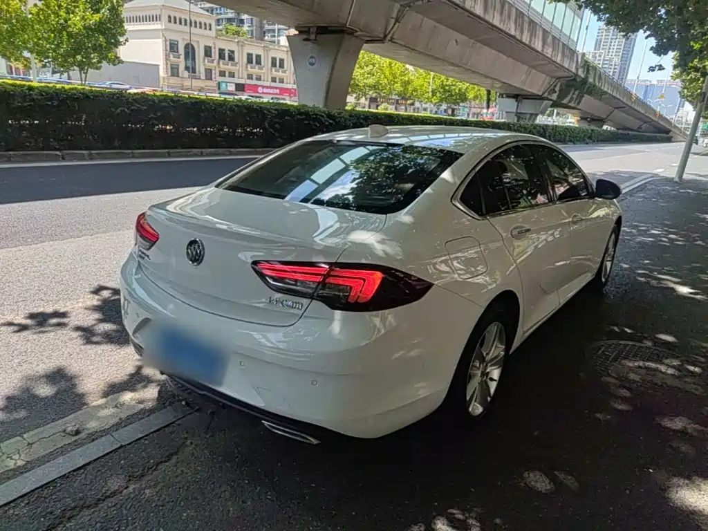 Фото 7 - Buick Regal