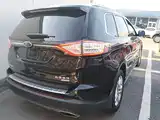 Фото 5 - Ford Edge