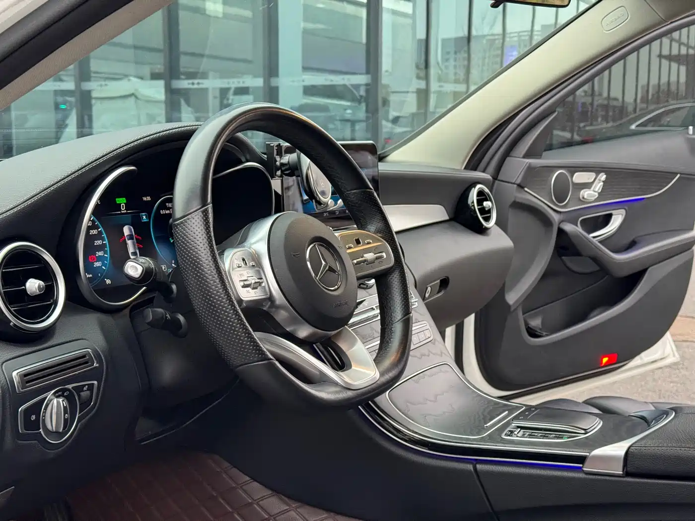 Mercedes-Benz C-Class 2021 C 260 L Sport Edition фото 5