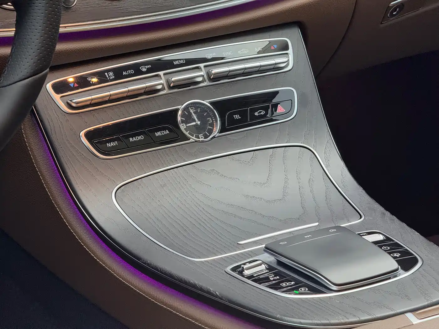 Mercedes-Benz E-Class 2019 E 300 L Sport Luxury фото 12