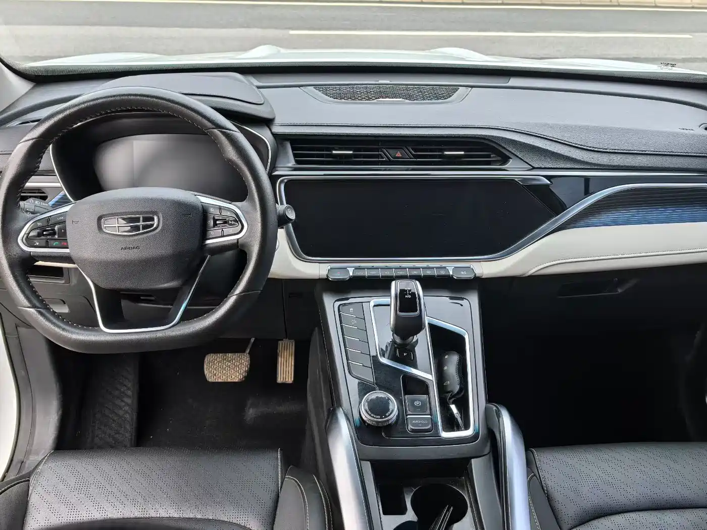 GEELY AUTOMOBILE BOYUE