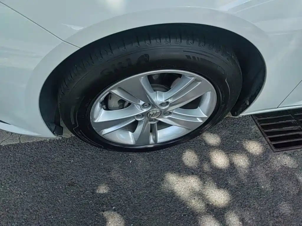 Фото 23 - Buick Regal