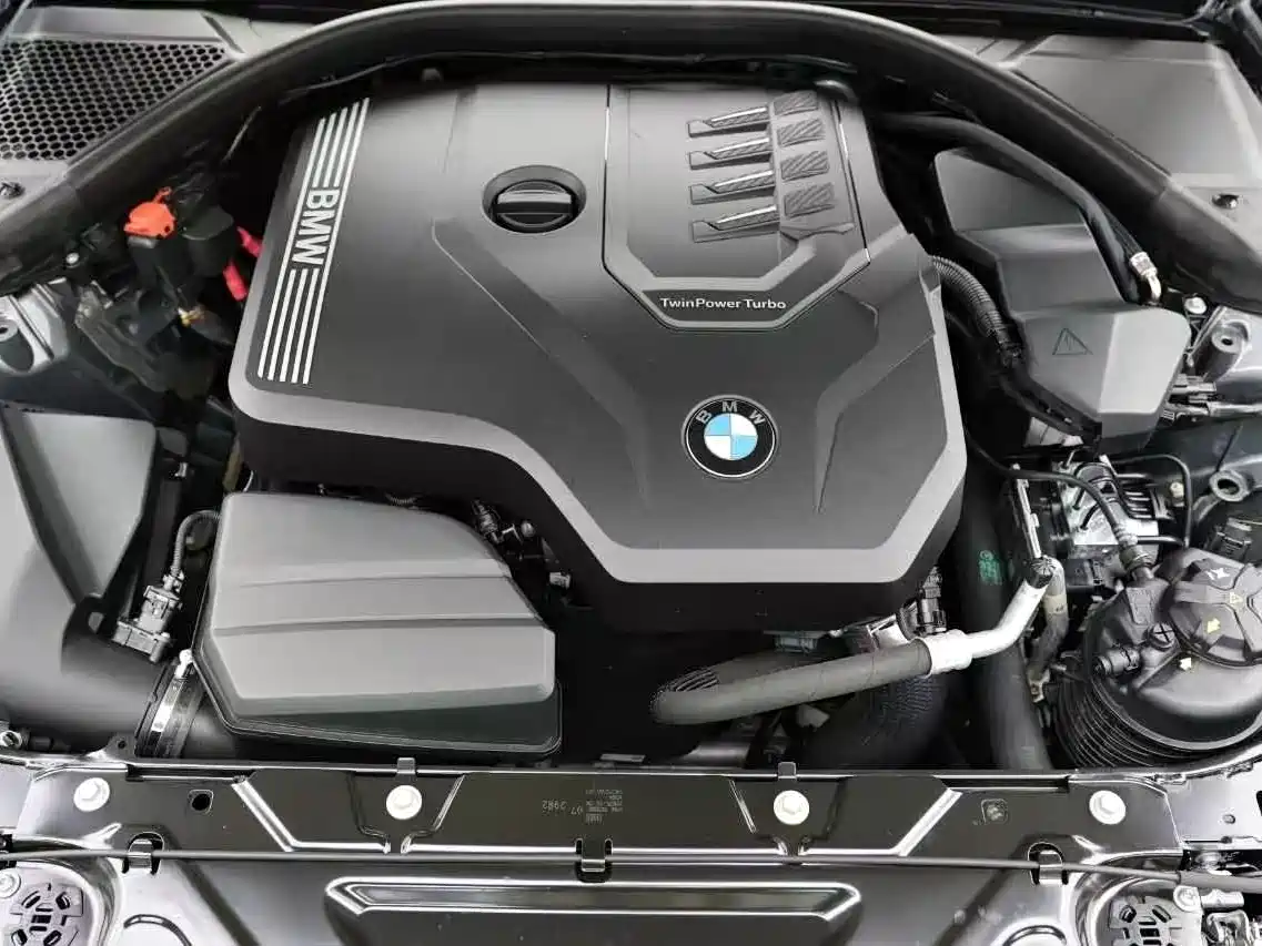 BMW 3-SERIES