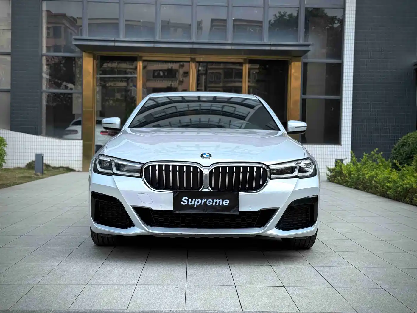BMW 5 Series 2021 530Li Leading M Sport Package фото 2
