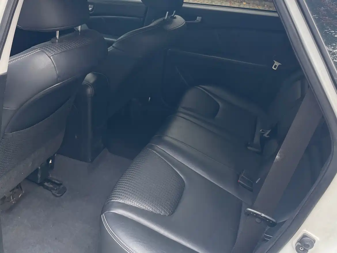Luxgen U6 SUV 2019 2017 Facelift 1.6T Trend