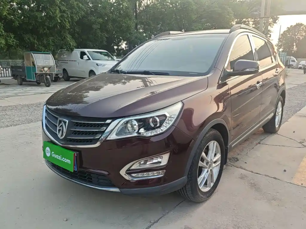 Baojun 560 2016 2016 1.8L Manual Elite