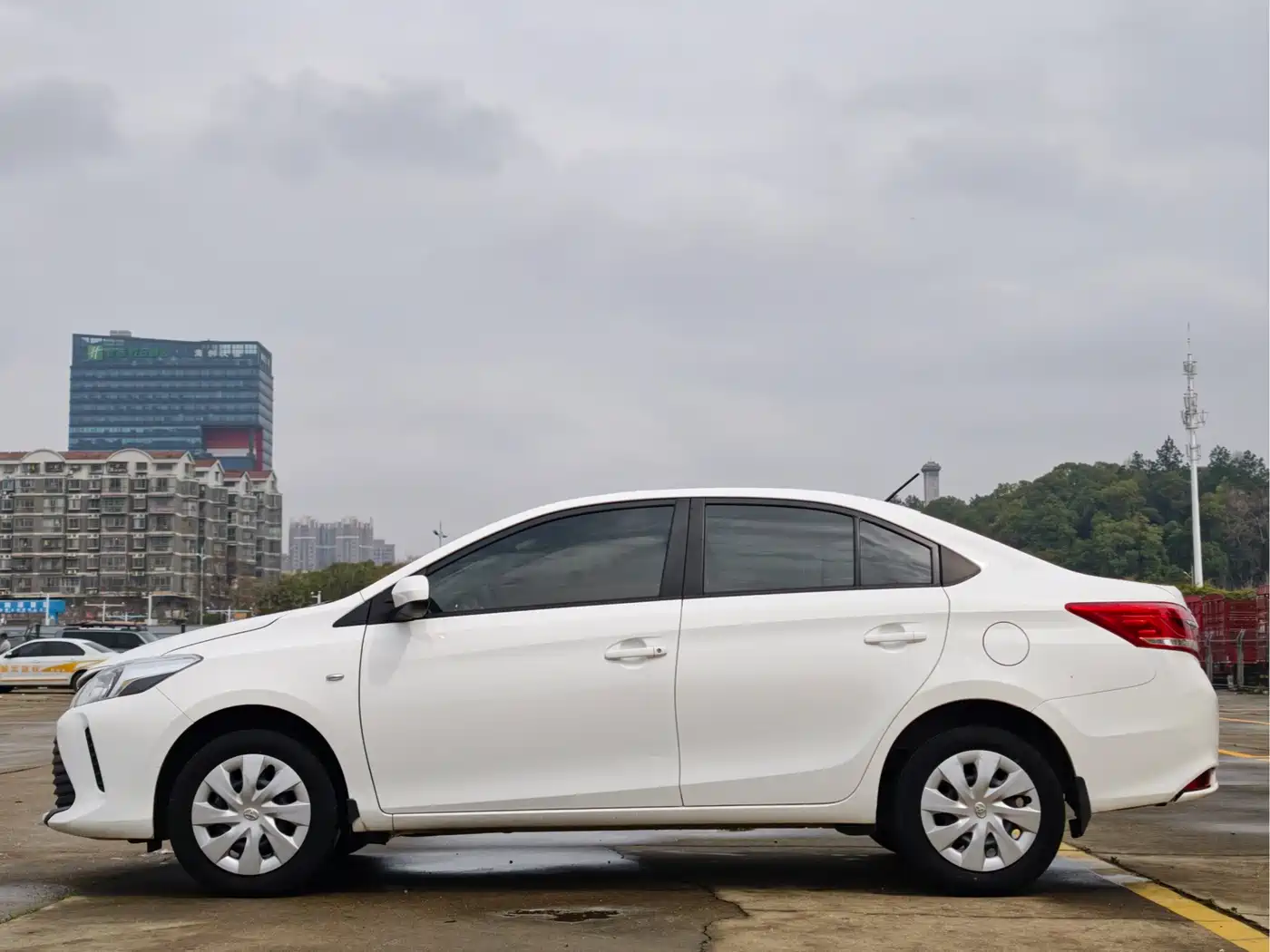 Toyota Vios 2017 1.5L CVT Pioneer фото 10