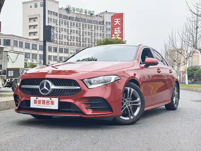 MERCEDES-BENZ A CLASS