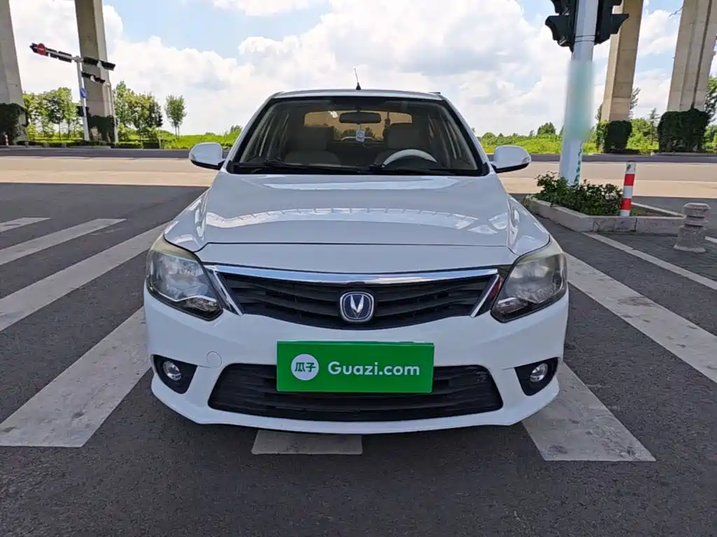 Changan Yuexiang V3 2018 2015 1.4L Manual Cozy (China V)