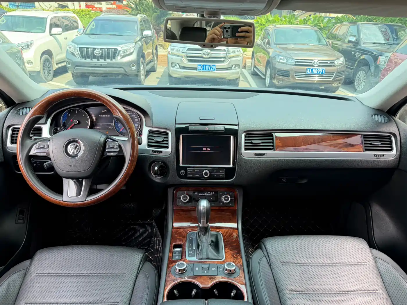 Volkswagen Touareg 2011 3.0TDI Diesel Comfort фото 5