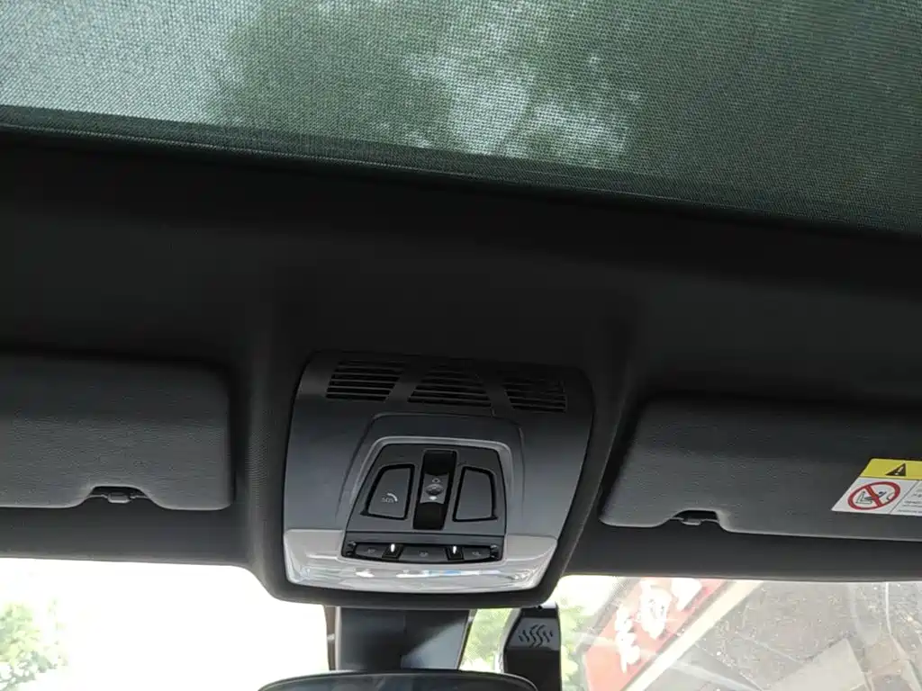 Photo 18 - BMW X2