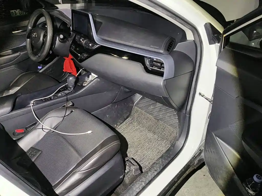 Toyota IZOA 2022 2021 Hybrid 2.0L Yixiang Edition