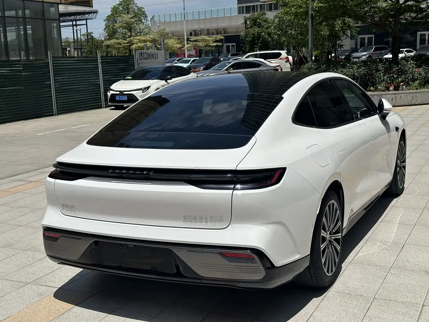 Geely Galaxy Galaxy Xingyao 8 2025 130km EM-P Starship Edition фото 20
